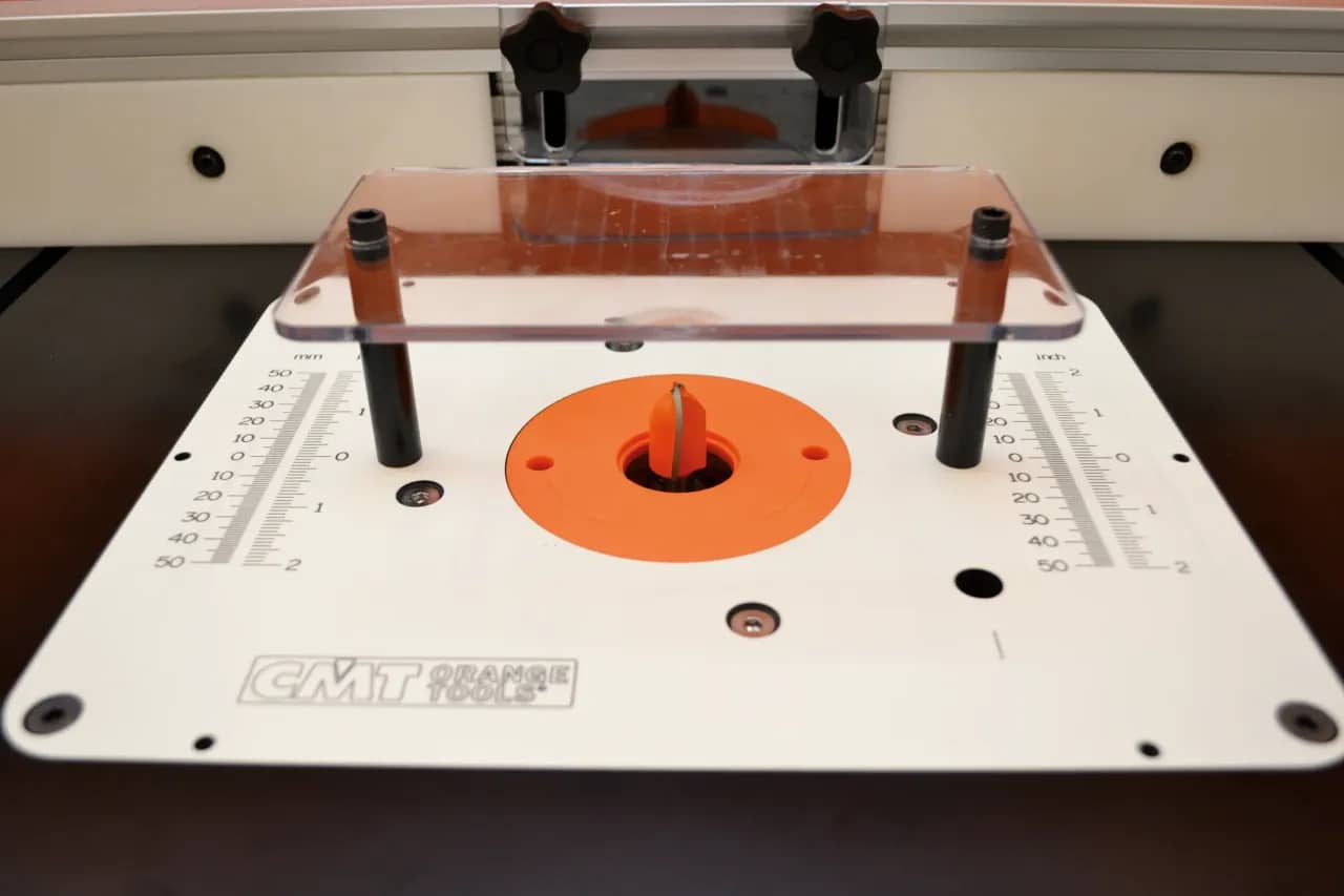 CMT beschermplaat voor veilig frezen zonder geleider